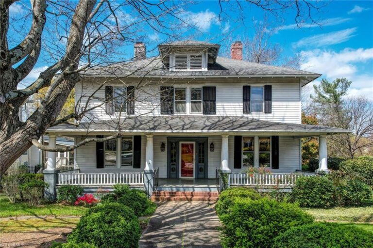 1927 Historic, High Ceilings, Abundant Natural Light | $180,000