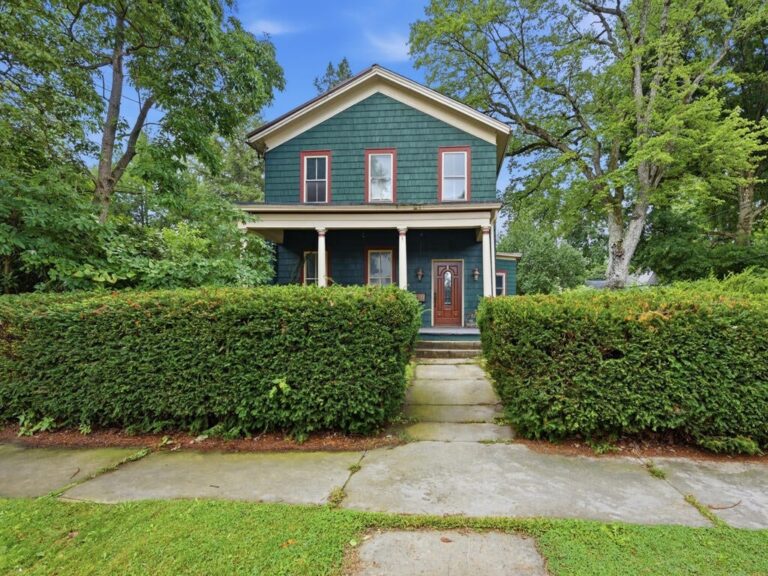 High-Volume Restoration Opportunity: 1900 Turn-of-the-Century Traditional – Offered at $49,850