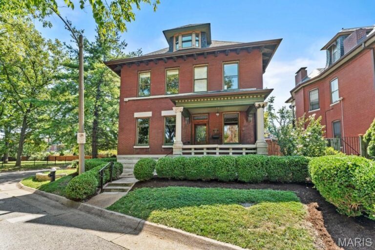 1900 Compton Heights Victorian Landmark  | $645,000