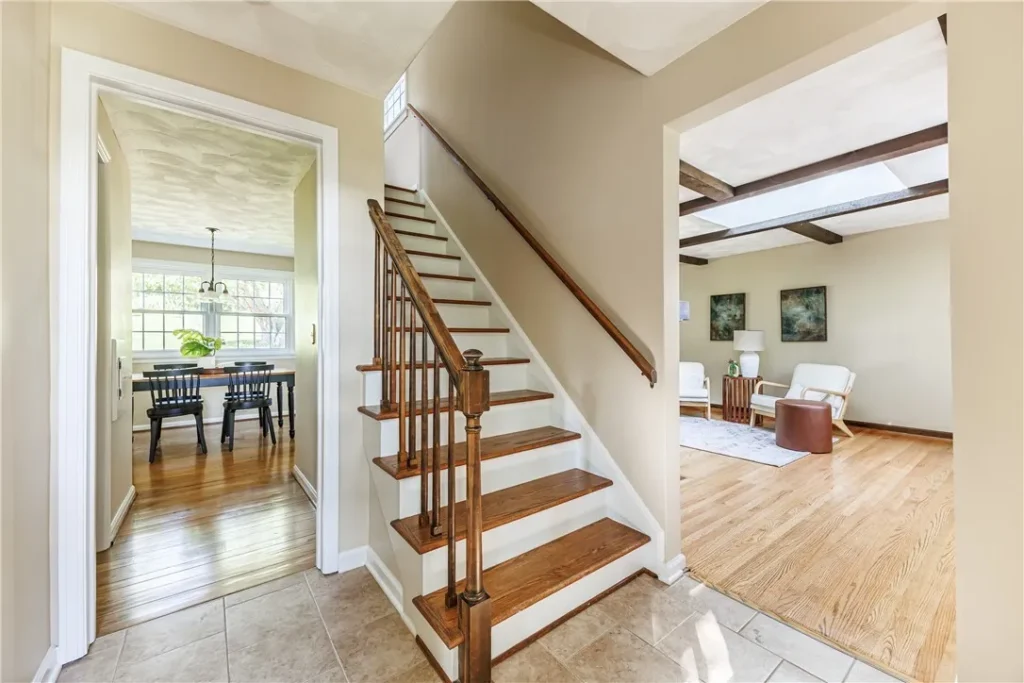 Brokered by Howard Hanna - Fairport (585) 223-9000