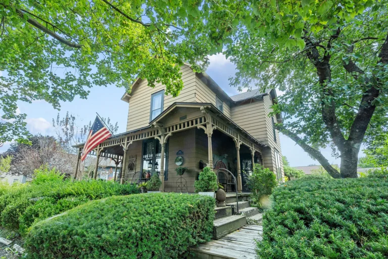 This 1888 Victorian Farmhouse Has a Secret Garden-Like Backyard