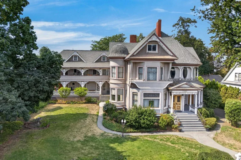 Full of charm and character that is hard to find