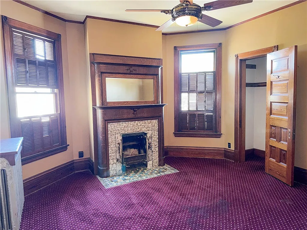 Listed by: Stephanie Do 217-391-3636, Do Realty Services Inc
