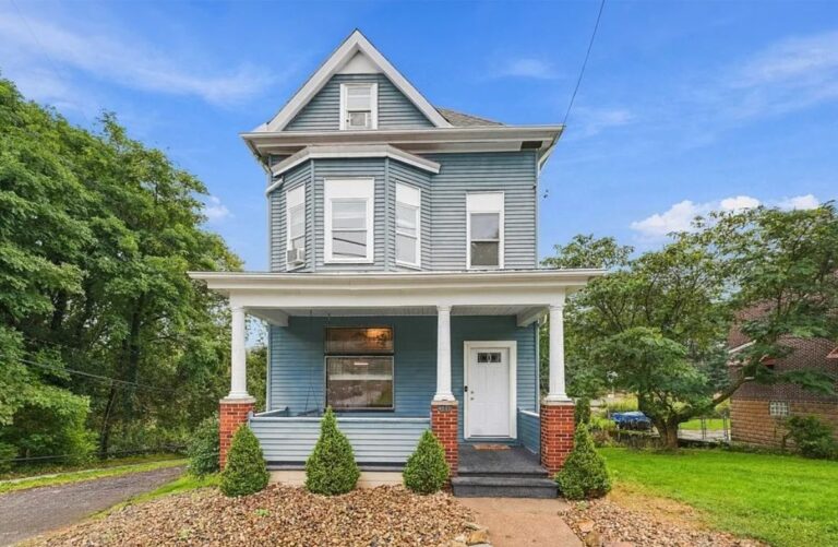 $255,000 for an 1892 Pittsburgh Home With Five Bedrooms